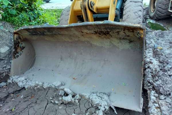 四川出售转让二手5000小时2011年临工LG933L装载机