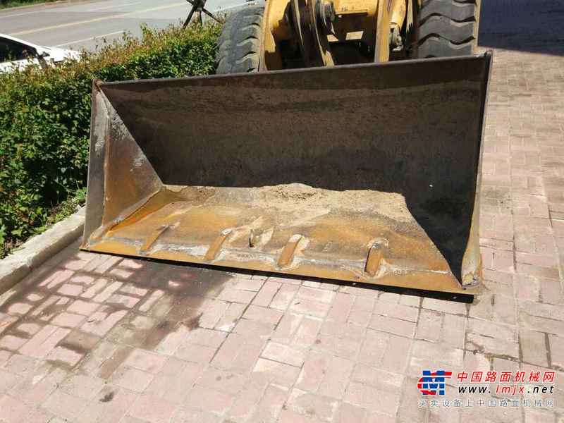 吉林出售转让二手6851小时2010年龙工LG833B装载机