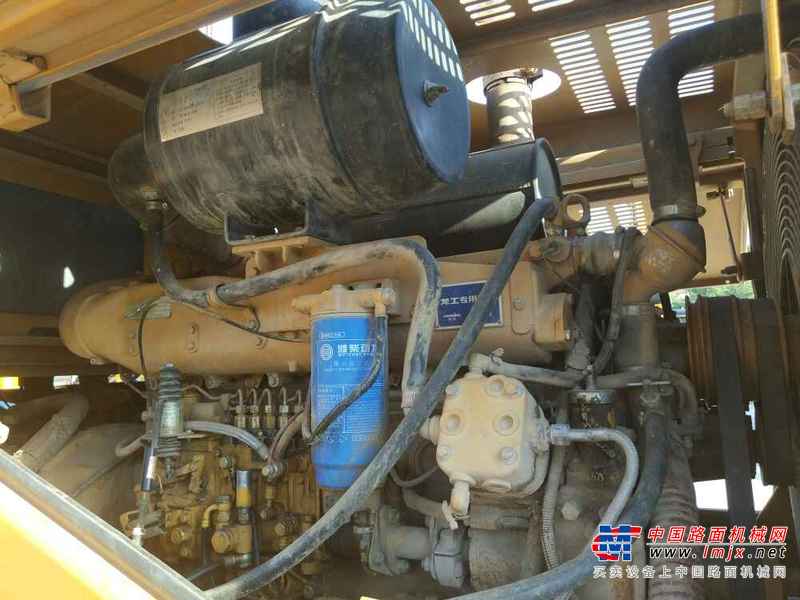 甘肃出售转让二手6000小时2010年龙工LG855B装载机