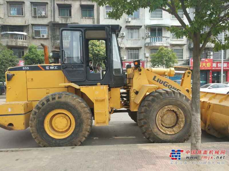 湖北出售转让二手3600小时2015年柳工CLG855装载机