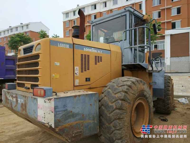湖北出售转让二手6800小时2012年龙工LG855B装载机