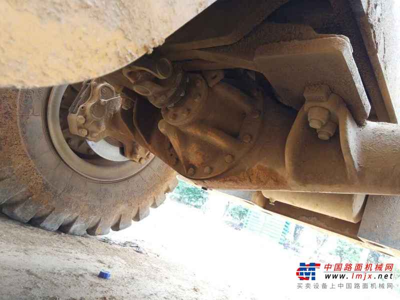 湖北出售转让二手6800小时2012年龙工LG855B装载机
