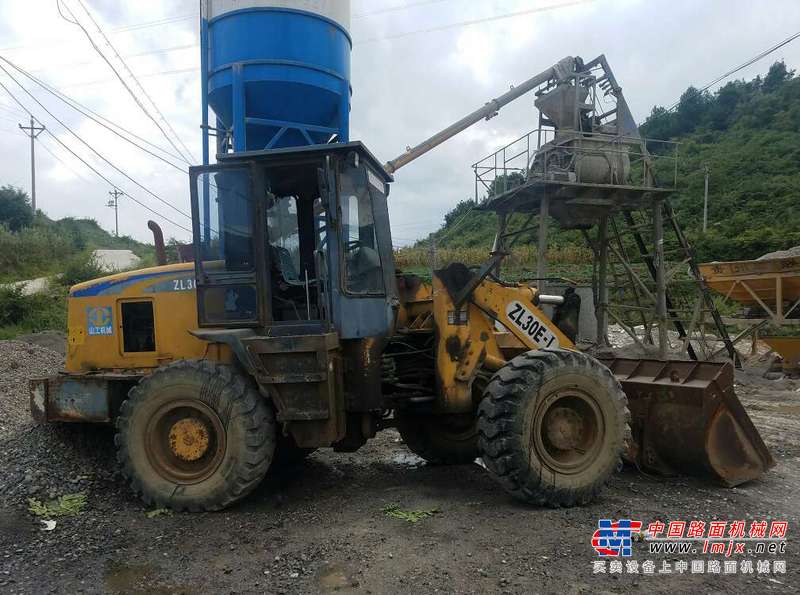 贵州出售转让二手8000小时2010年山工ZL30E装载机