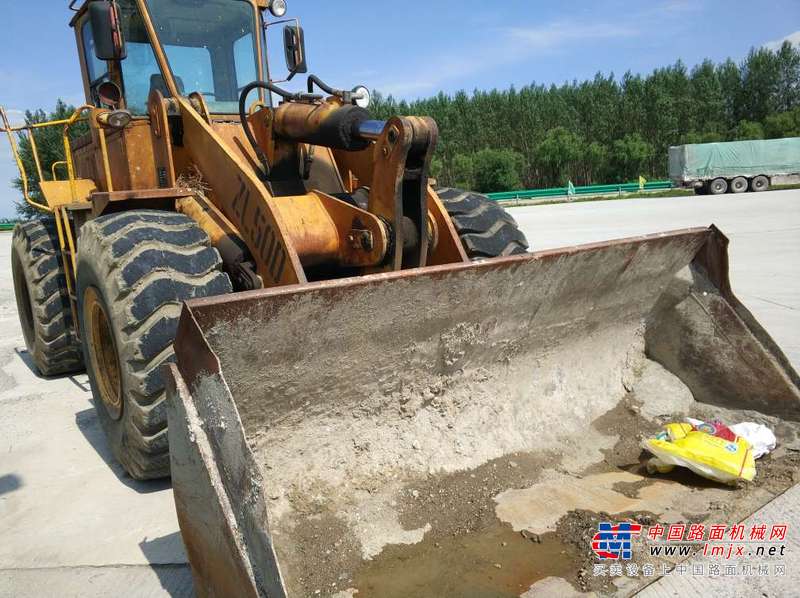 黑龙江出售转让二手7500小时2010年山工ZL50D装载机