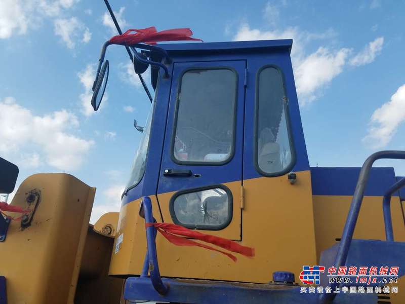 陕西出售转让二手3000小时2009年龙工LG855装载机