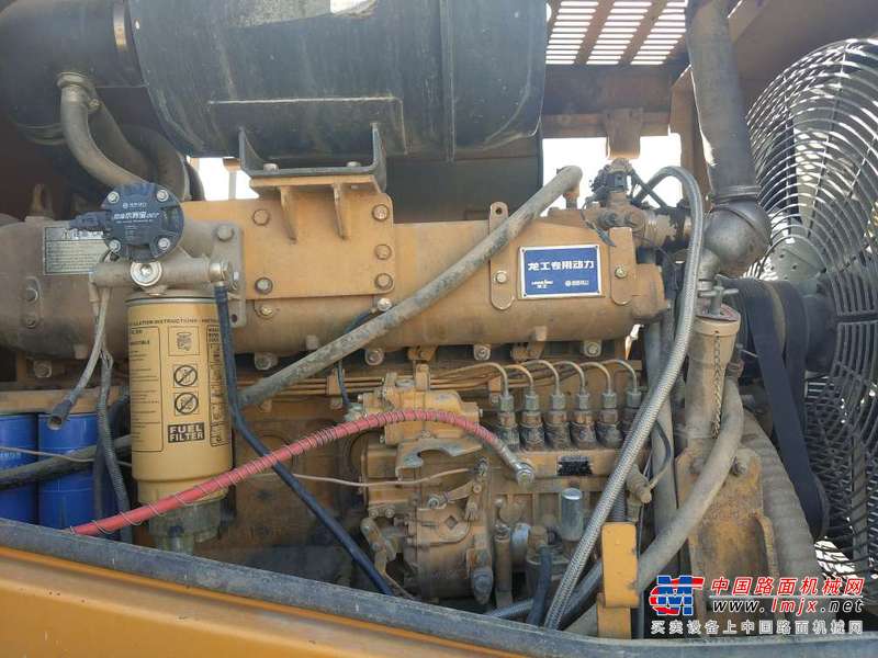 内蒙古出售转让二手3000小时2010年龙工LG855B装载机