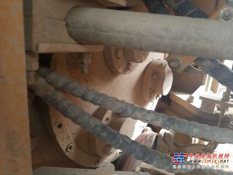 陕西出售转让二手4000小时2012年龙工LG833B装载机