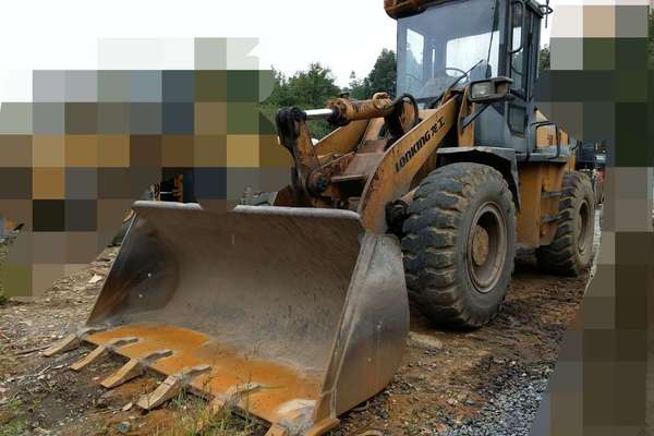 贵州出售转让二手4000小时2011年龙工LG833B装载机
