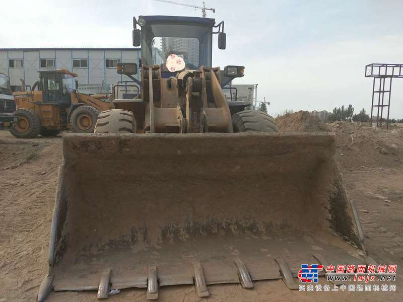 内蒙古出售转让二手7400小时2008年龙工LG855装载机