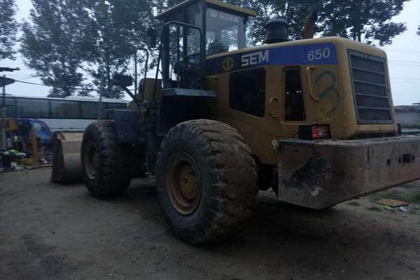 河南出售转让二手6809小时2009年山工SEM650装载机