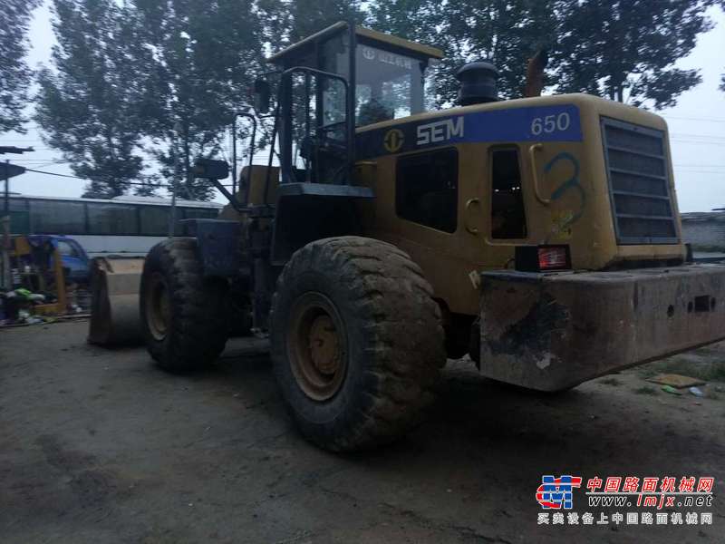 河南出售转让二手6809小时2009年山工SEM650装载机