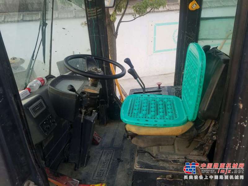 贵州出售转让二手8000小时2010年柳工ZL50CN装载机