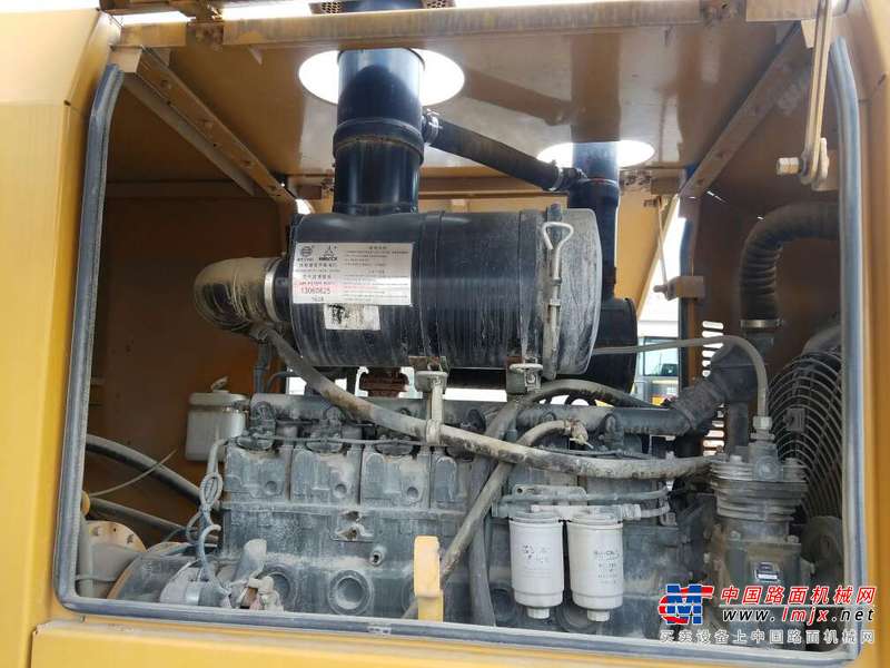 贵州出售转让二手1200小时2014年龙工LG833B装载机