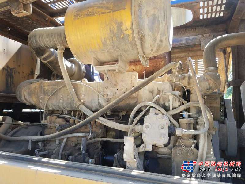 贵州出售转让二手6800小时2010年龙工LG855装载机