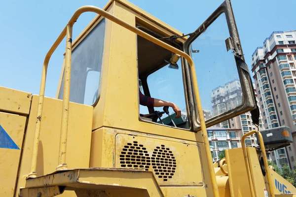 宁夏出售转让二手4000小时2009年柳工ZL50C装载机