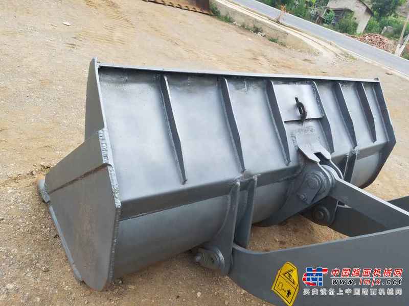 云南出售转让二手3325小时2011年厦工XG932II装载机