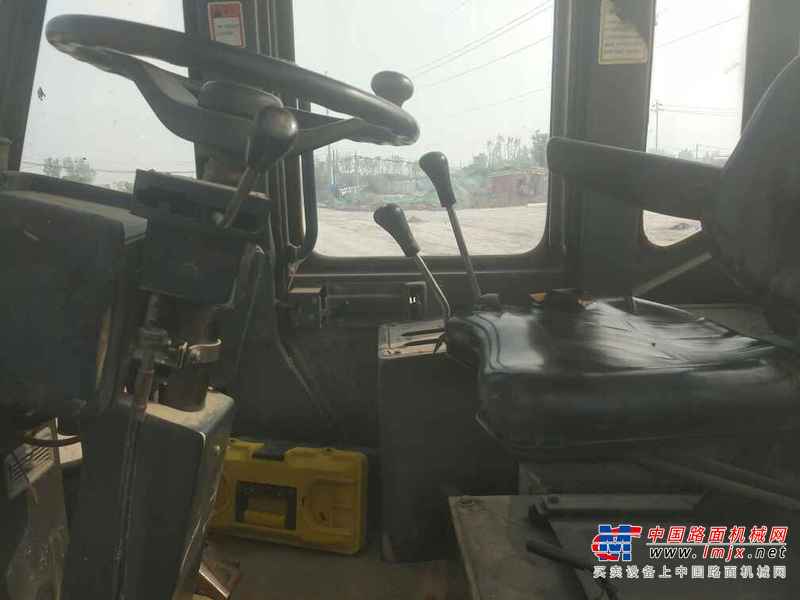 河南出售转让二手5680小时2010年柳工CLG855装载机