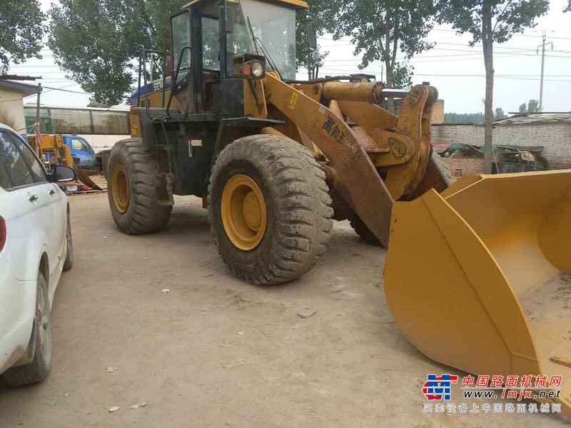 河南出售转让二手2398小时2014年山工SEM650B装载机