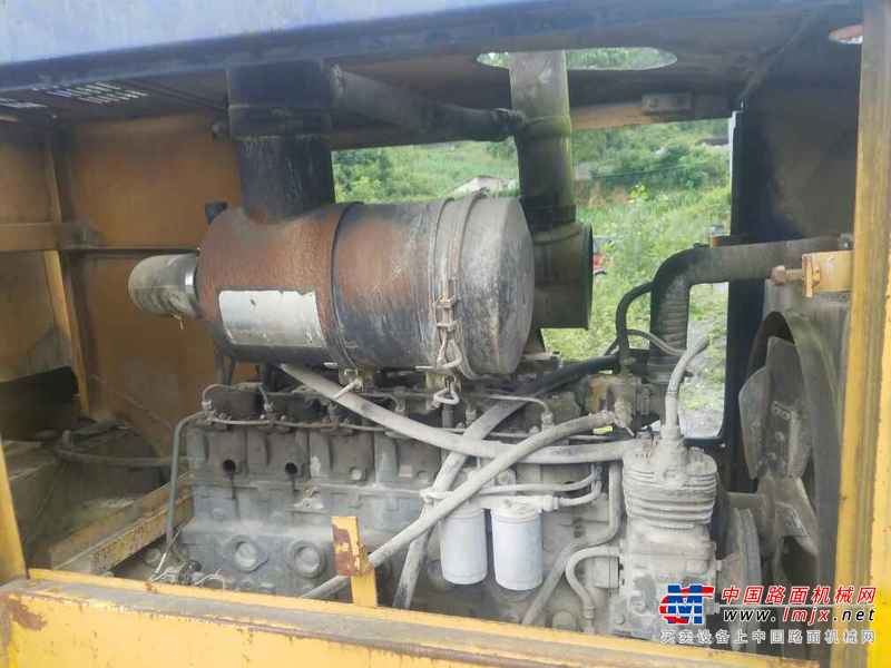贵州出售转让二手6302小时2007年龙工LG833装载机