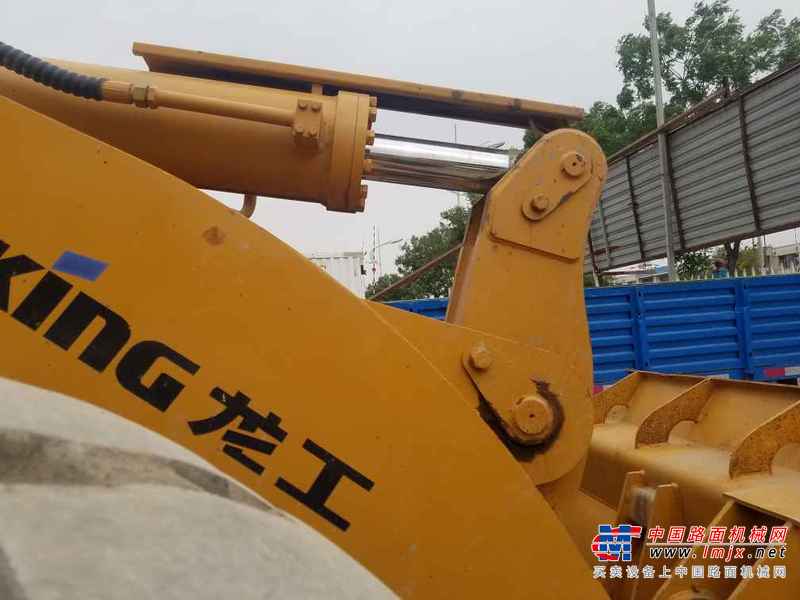 宁夏出售转让二手4200小时2014年龙工LG855D装载机