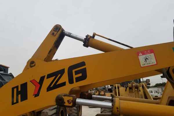 宁夏出售转让二手4000小时2014年华东机械ZL30E装载机