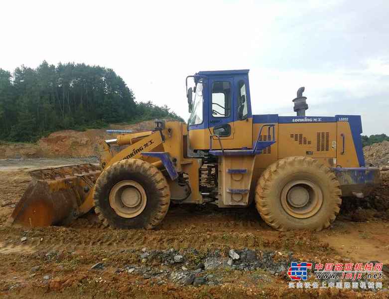 贵州出售转让二手3750小时2008年龙工LG855装载机