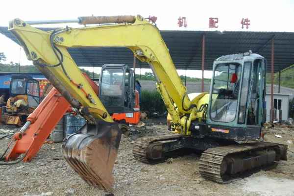 贵州出售转让二手10000小时2008年洋马ViO75挖掘机