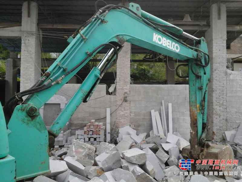 贵州出售转让二手4300小时2012年神钢SK60挖掘机
