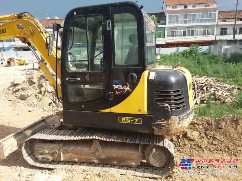 陕西出售转让二手6500小时2011年现代R60挖掘机