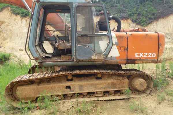 陕西出售转让二手20000小时2004年日立EX200挖掘机