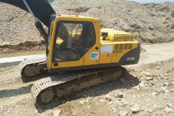 陕西出售转让二手9800小时2007年沃尔沃EC210B挖掘机