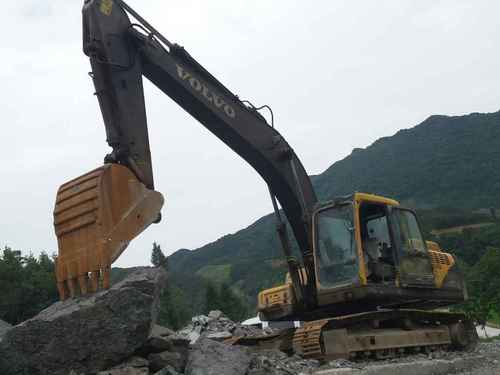 陕西出售转让二手10000小时2007年沃尔沃EC210B挖掘机