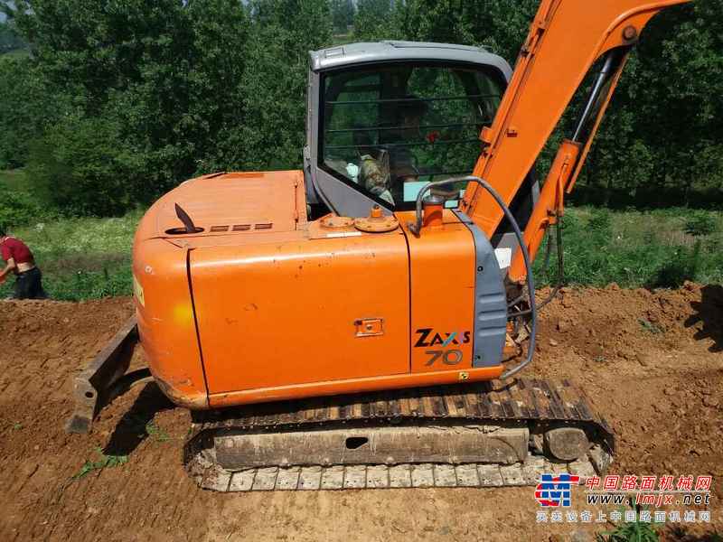 陕西出售转让二手6000小时2011年日立ZX60挖掘机