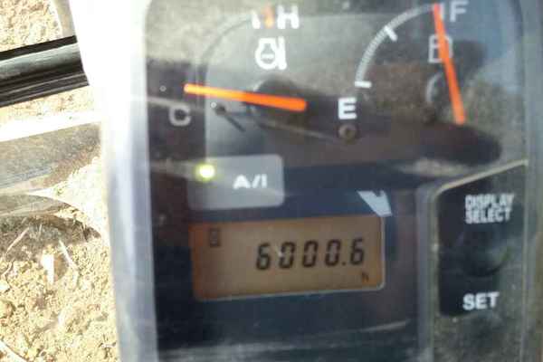 陕西出售转让二手6000小时2011年日立ZX60挖掘机