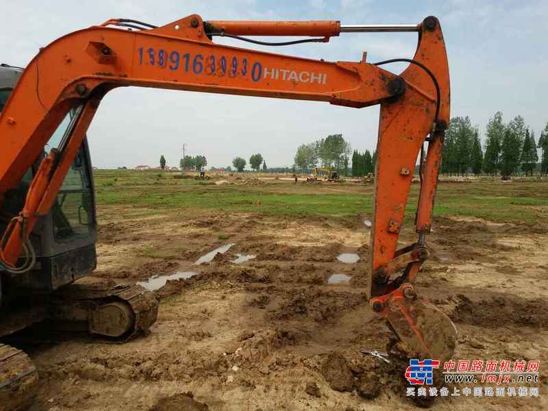 陕西出售转让二手2500小时2008年日立ZX55UR挖掘机