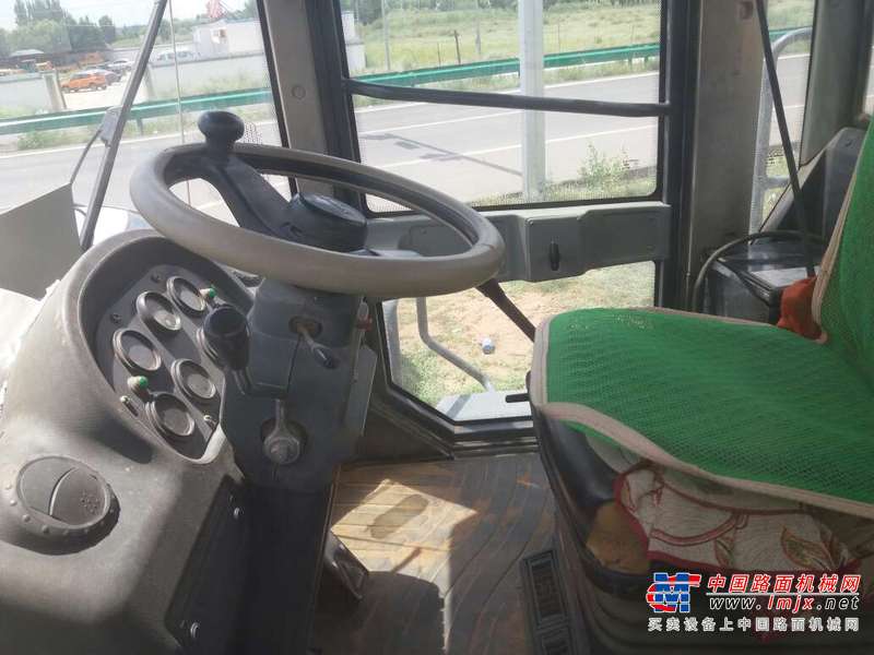 陕西出售转让二手3500小时2011年龙工LG855B装载机