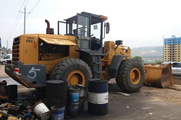陕西出售转让二手5000小时2011年龙工LG855D装载机