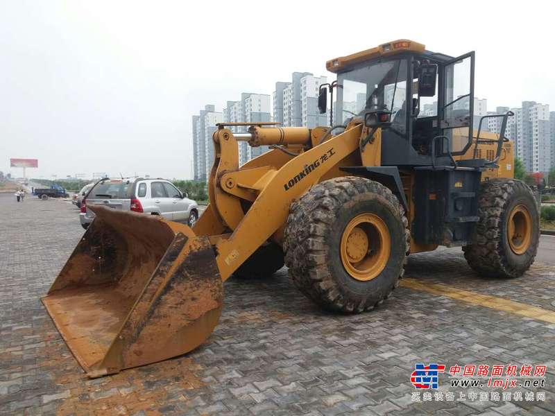 陕西出售转让二手3000小时2015年龙工LG855B装载机