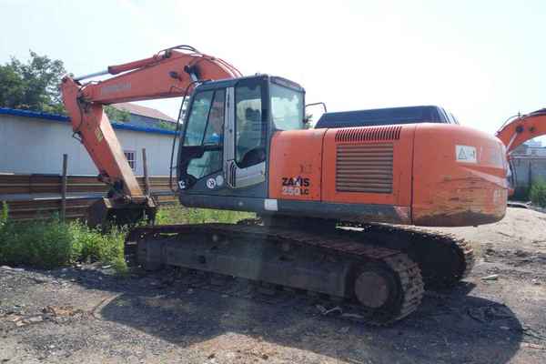 山西出售转让二手7800小时2010年日立ZX250LC挖掘机