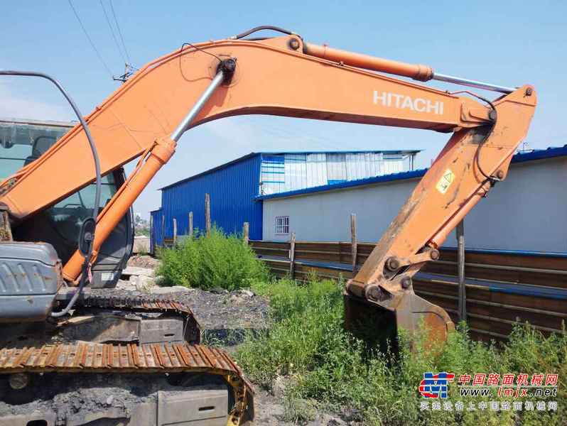 山西出售转让二手7800小时2010年日立ZX250LC挖掘机