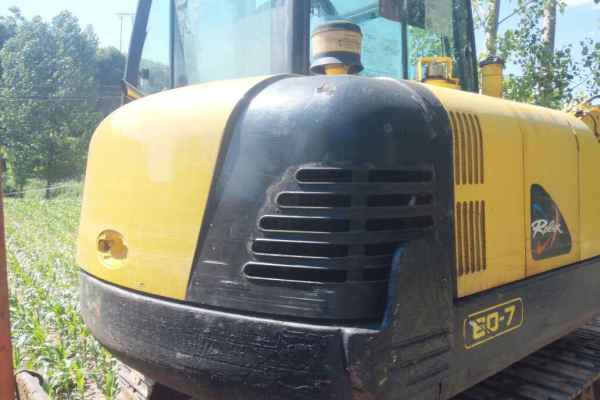 山西出售转让二手2500小时2012年现代R60挖掘机