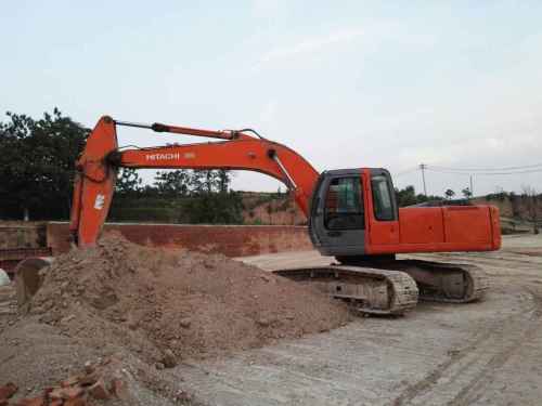 陕西出售转让二手8000小时2006年日立EX230K挖掘机