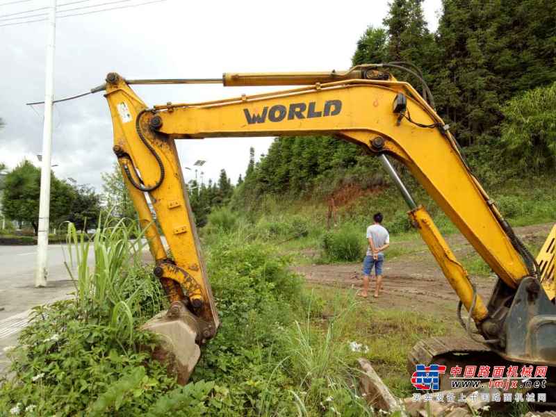 云南出售转让二手5300小时2012年沃得重工W260挖掘机