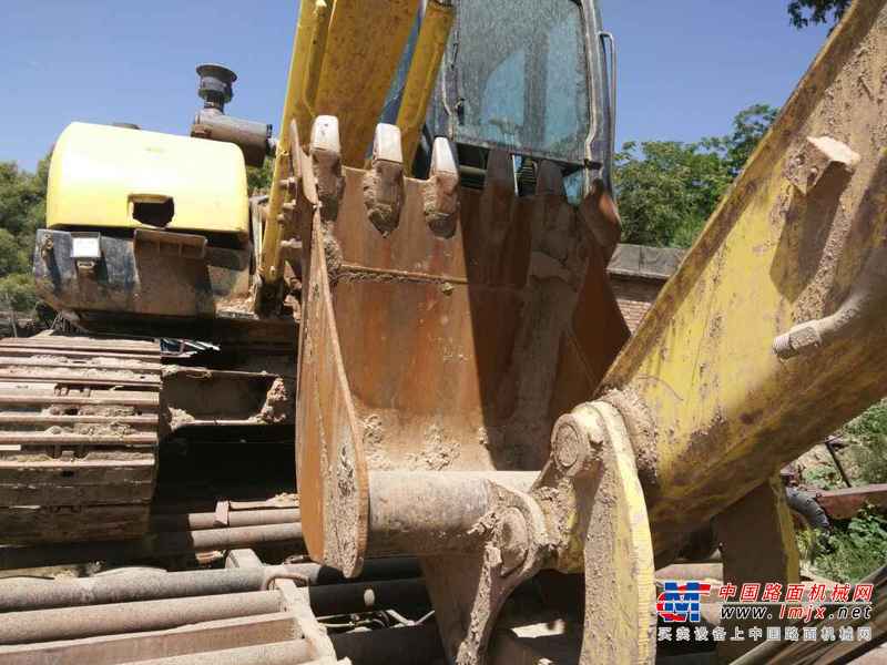 陕西出售转让二手2800小时2014年犀牛重工XN90挖掘机