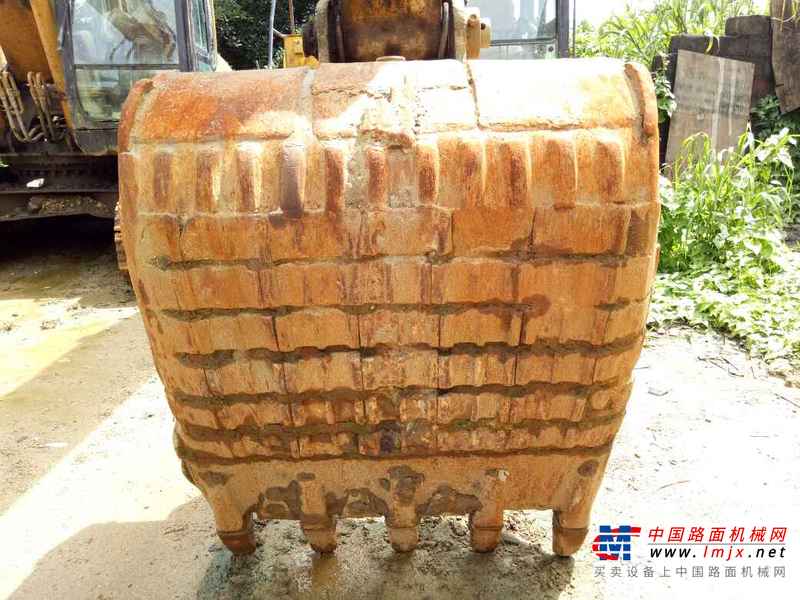 云南出售转让二手12340小时2005年小松PC220挖掘机