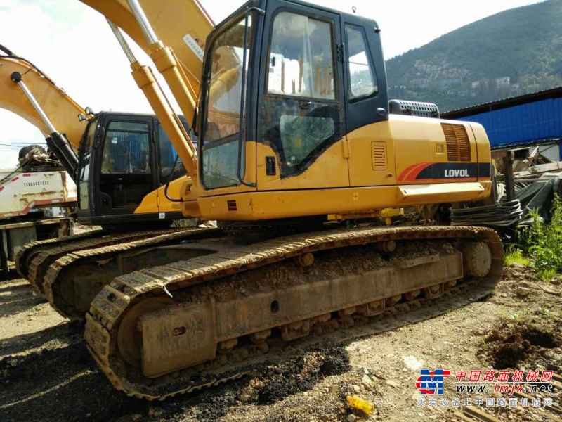 云南出售转让二手4800小时2012年福田雷沃FR260挖掘机