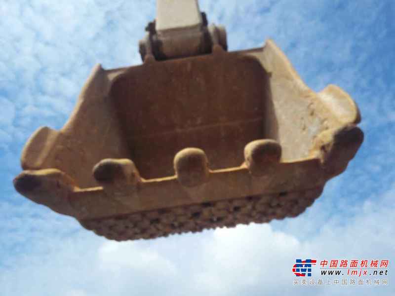 云南出售转让二手4500小时2014年卡特彼勒320D挖掘机