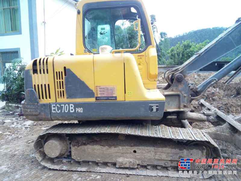 云南出售转让二手7896小时2010年沃尔沃EC55B挖掘机