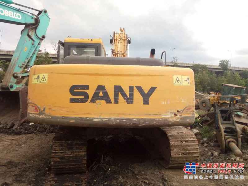 云南出售转让二手8160小时2011年三一重工SY215C挖掘机
