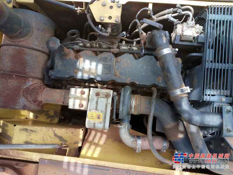 云南出售转让二手6875小时2011年小松PC210LC挖掘机